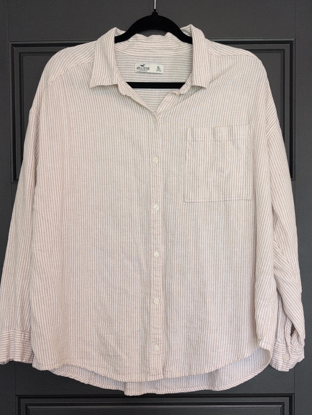 Hollister Button Up Shirt